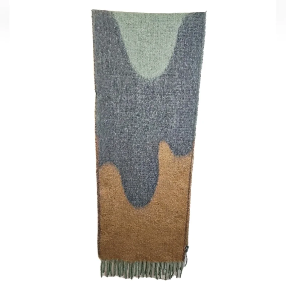 Vince Camuto Fringed Fuzzy Knit Long Blanket Scarf Travel Wrap Abstract Sz 16/82